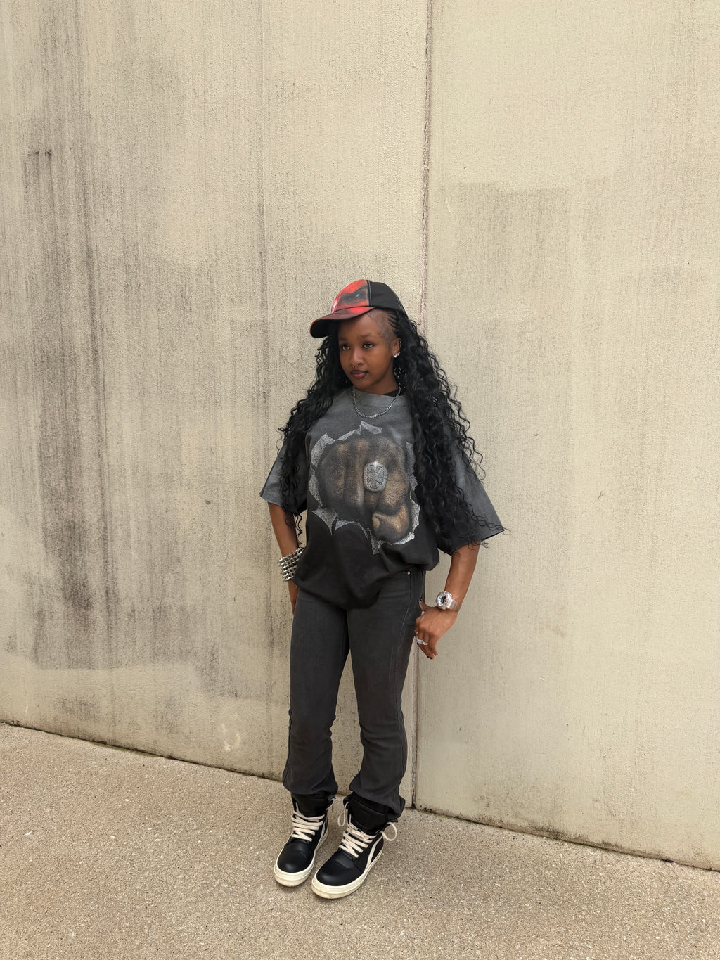 ‘’BREAKTHROUGH’’ Tee